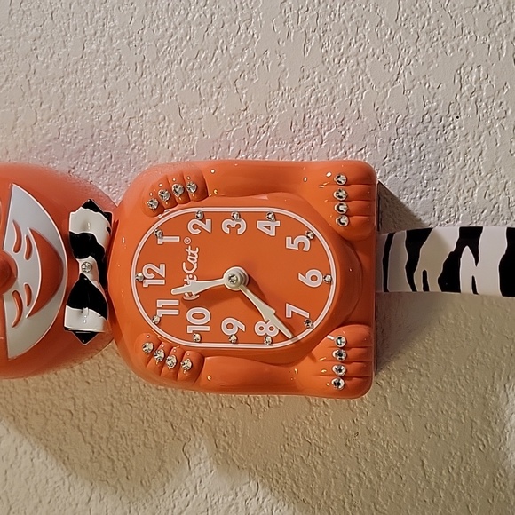 Jeweled Retired Living Coral with Zebra Tail and bowtie RARE - Picture 4 of 5